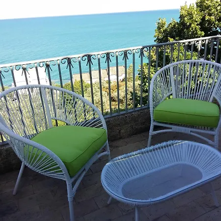 Lägenhet Costa Dei Trabocchi